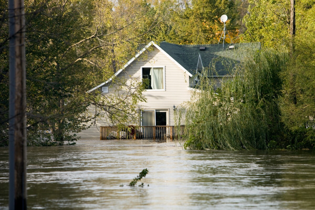 What to Do After a Flood: 10 Essential Steps
